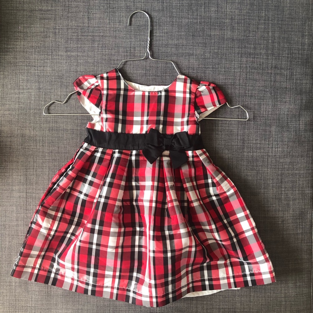 🎀Carter’s Dress + 2 Cardigans • 12 Months🎀
